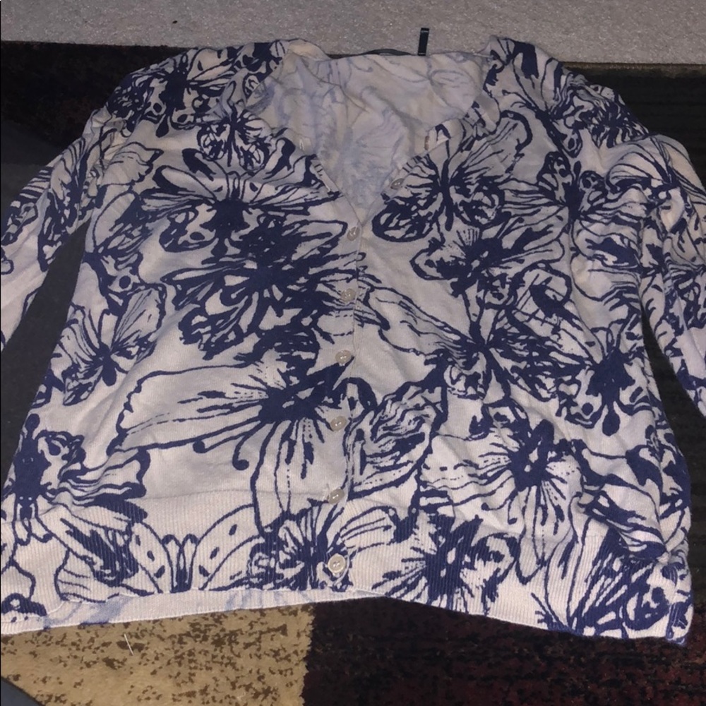 Cardigan sweater